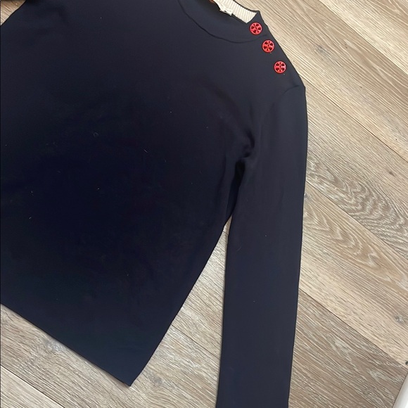 Tory Burch Black Fitted Blouse with Crew Neck and Bell Sleeves - Picture 7 of 9